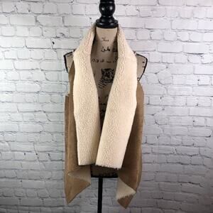 California MoonRise NWT Sherpa Vest S